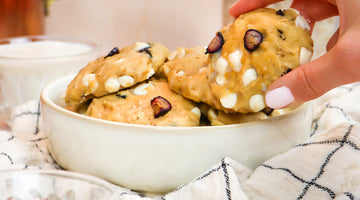 Oatmeal White Chocolate Chip & Blueberry Cookies